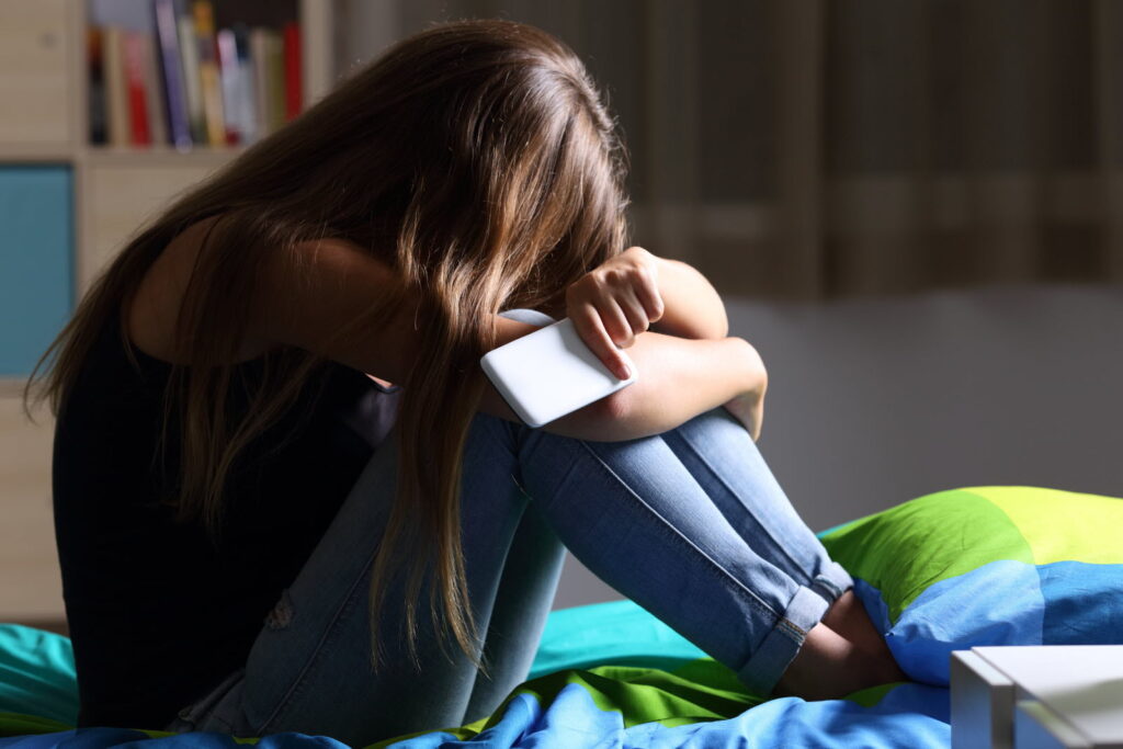 Cyberharcèlement psychologique et psychologie des réseaux sociaux