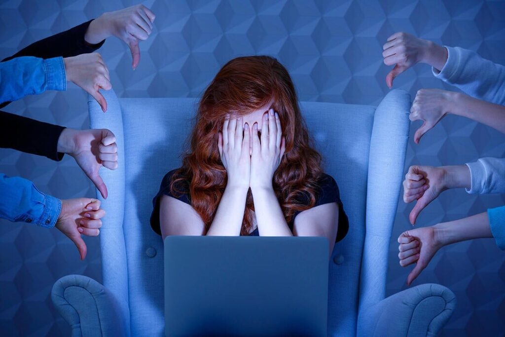 FOMO médias sociaux